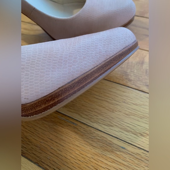 Nude Leather Pumps - Picture 5 of 5